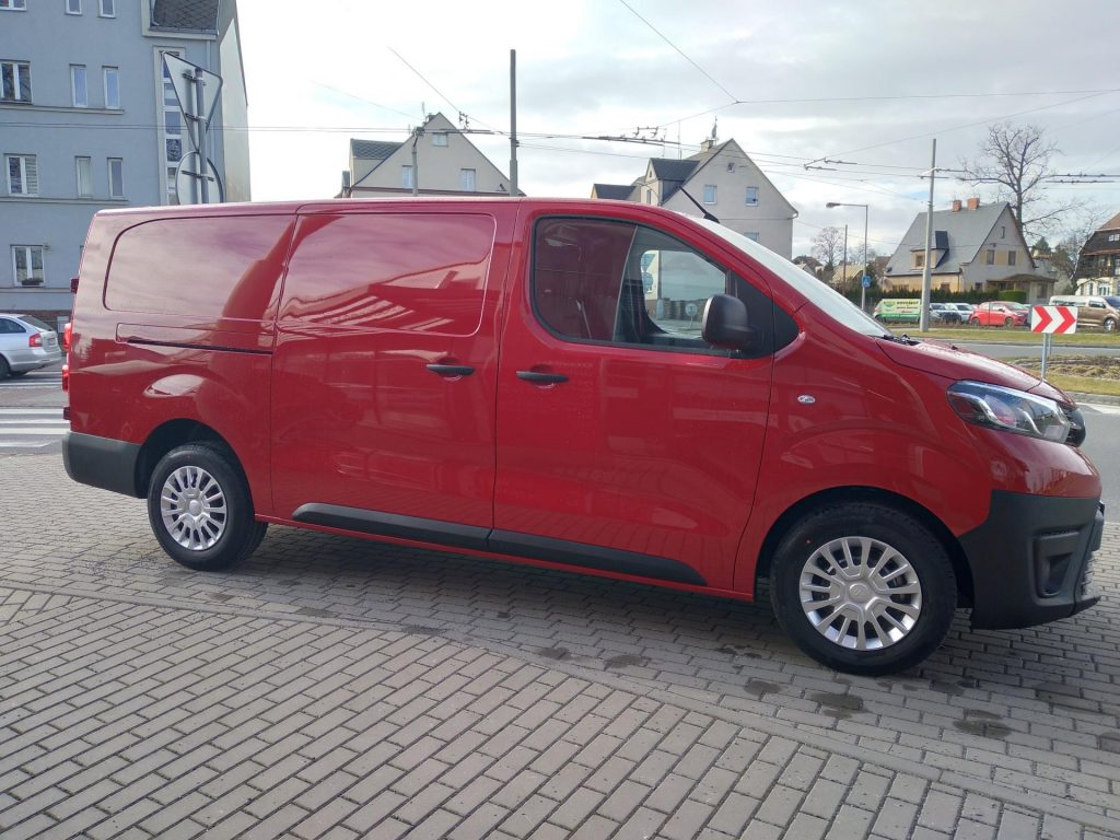 Toyota ProAce  2,0 D 140 6MT L2