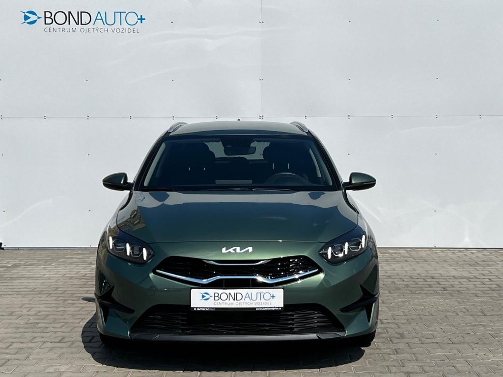 KIA Ceed  1.5 T-GDi 7DCT TOP Smartkey