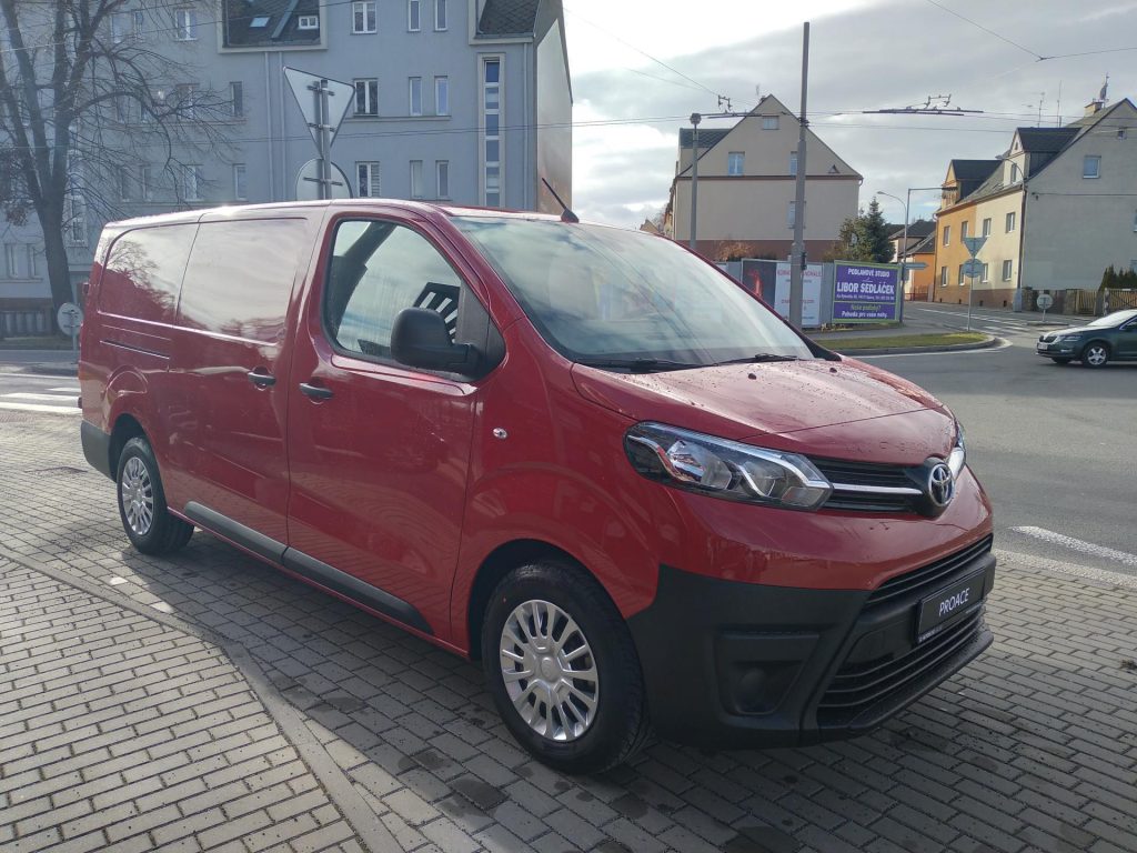 Toyota ProAce  2,0 D 140 6MT L2