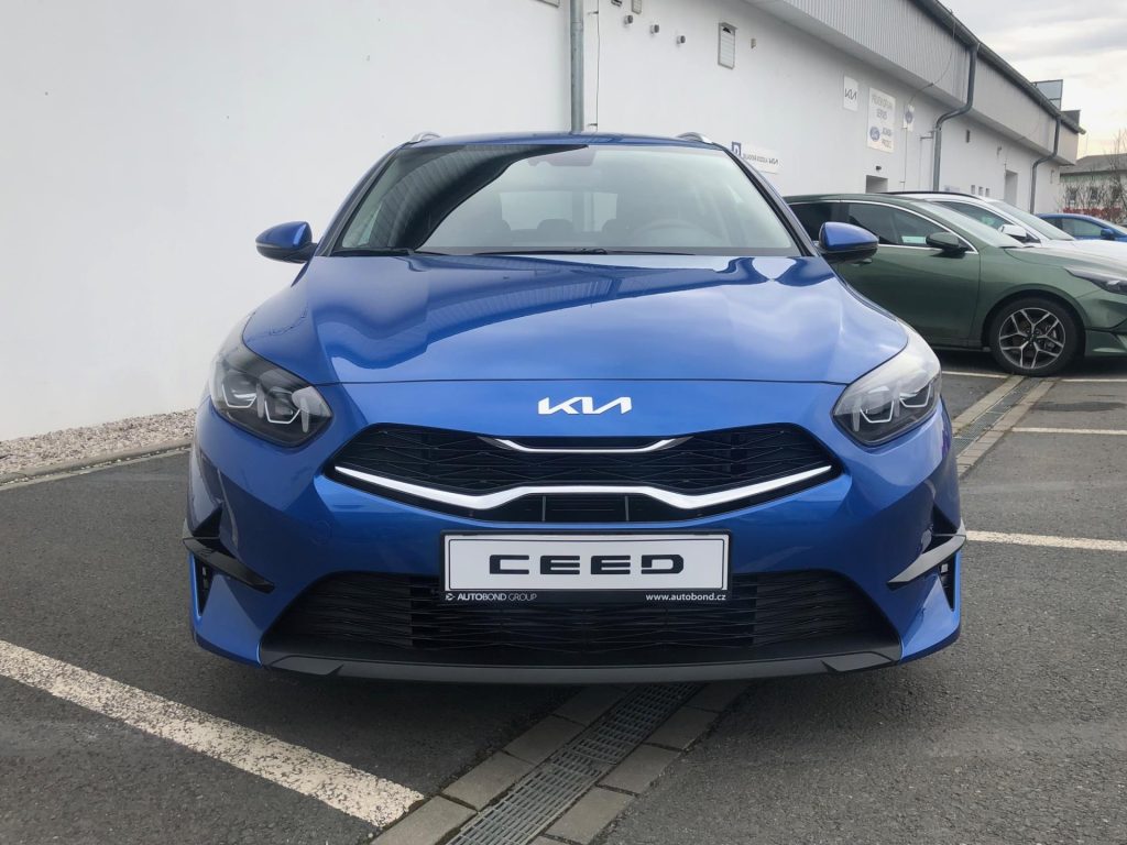 KIA Ceed  1.5 T-GDI GPF 7DCT automat TOP