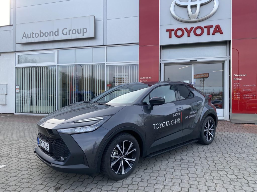 Toyota C-HR  1.8 Hybrid Style + Tažné