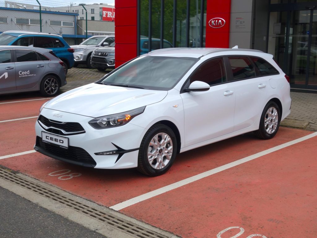 KIA Ceed  SW CD 1,5 T-GDi GPF SPIN*