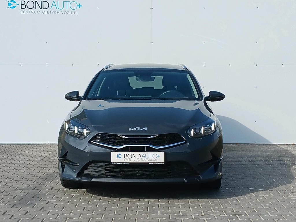 KIA Ceed  1.5 T-GDi 7DCT TOP Premium