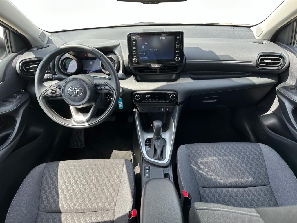 Toyota Yaris  1.5 HSD e-CVT Comfort Style Tech