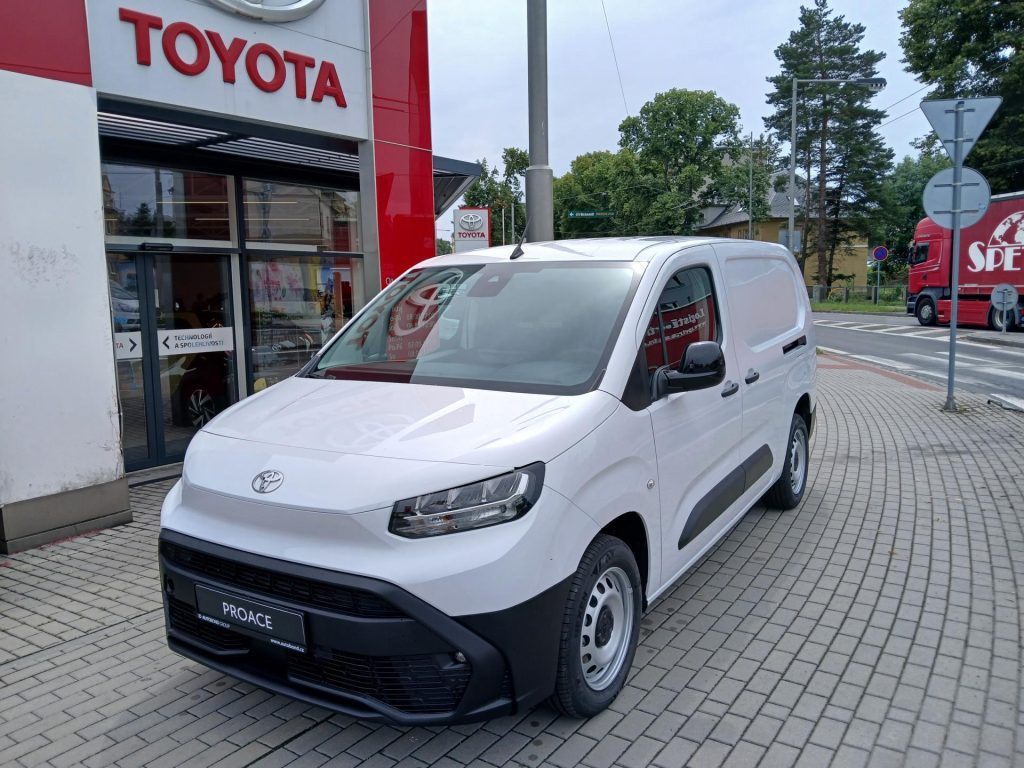 Toyota ProAce City  Toyota Proace city panel van 1,5  6MT 100k Active multimedia extra