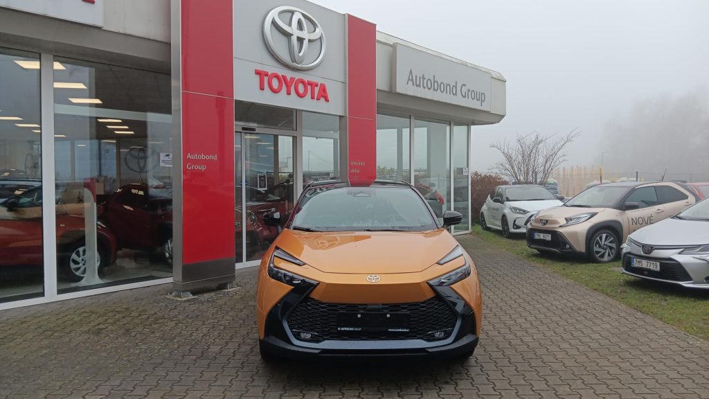 Toyota C-HR  2.0L HEV CVT (4x4)