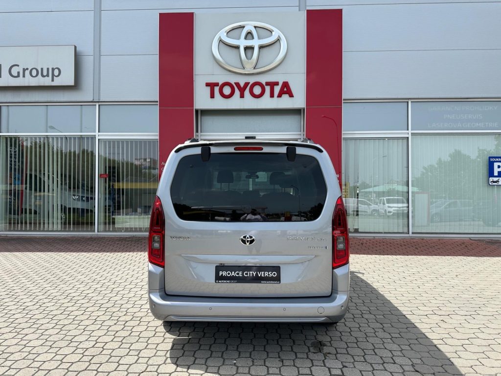 Toyota ProAce City Verso  EV Family Comfort + tažné zař.