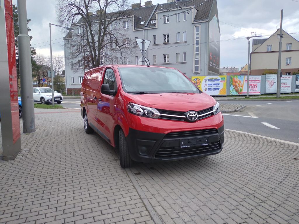 Toyota ProAce  2,0D 140 6MT L2