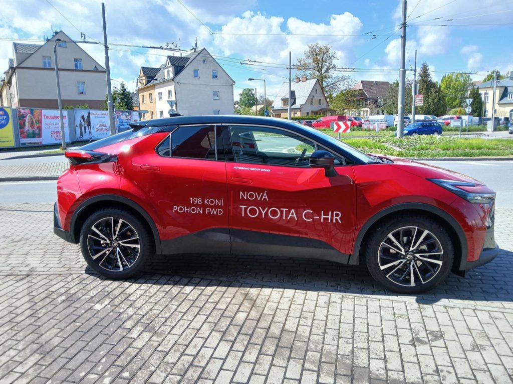 Toyota C-HR  2.0 L HEV CVT (2x4) Executive