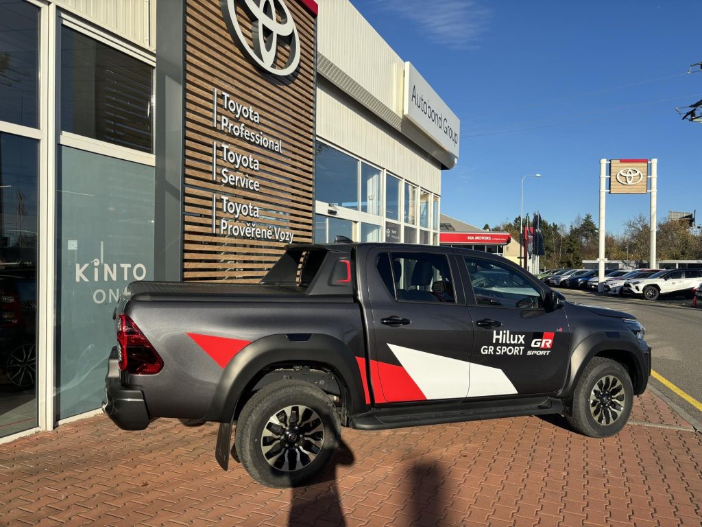 Toyota Hilux  2.8 D4D  6AT 4×4 Pick up Double Cab GR Sport