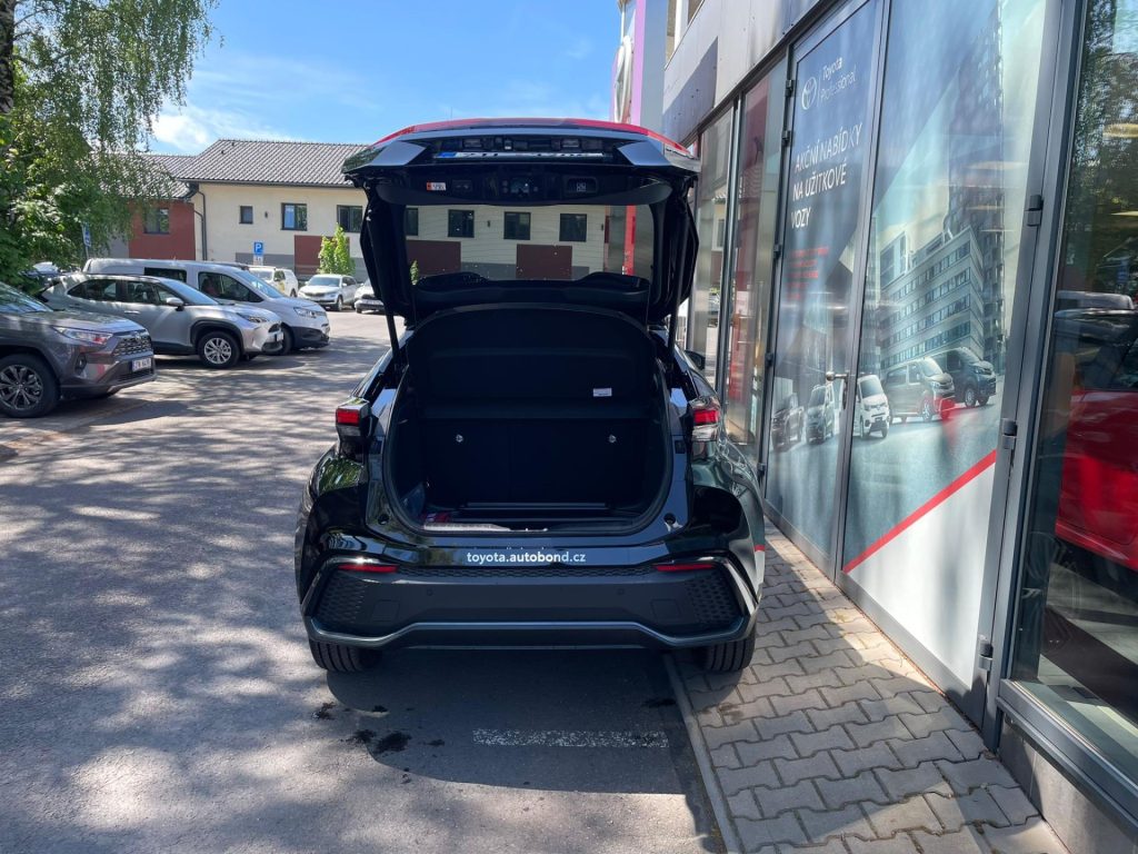 Toyota C-HR  2,0 Hybrid 4x4 Executive Premier Edition