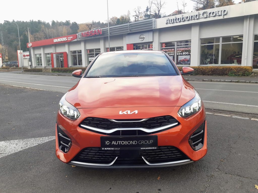 KIA ProCeed  GT LINE PLUS 1.5 T-GDi MT