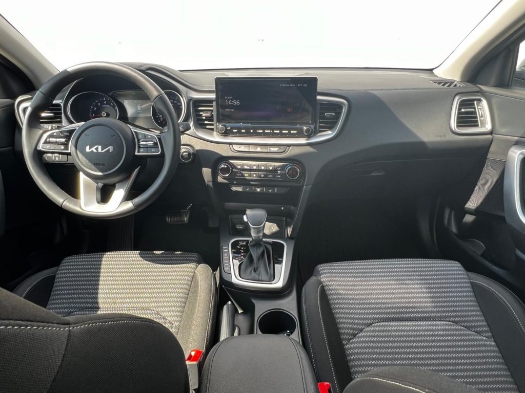 KIA Ceed  1.5 T-GDi 7DCT TOP Smartkey