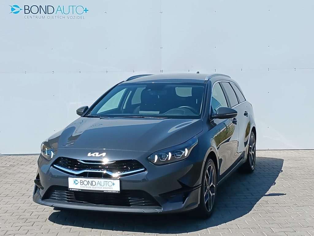 KIA Ceed  1.5 T-GDi 7DCT TOP Smartkey