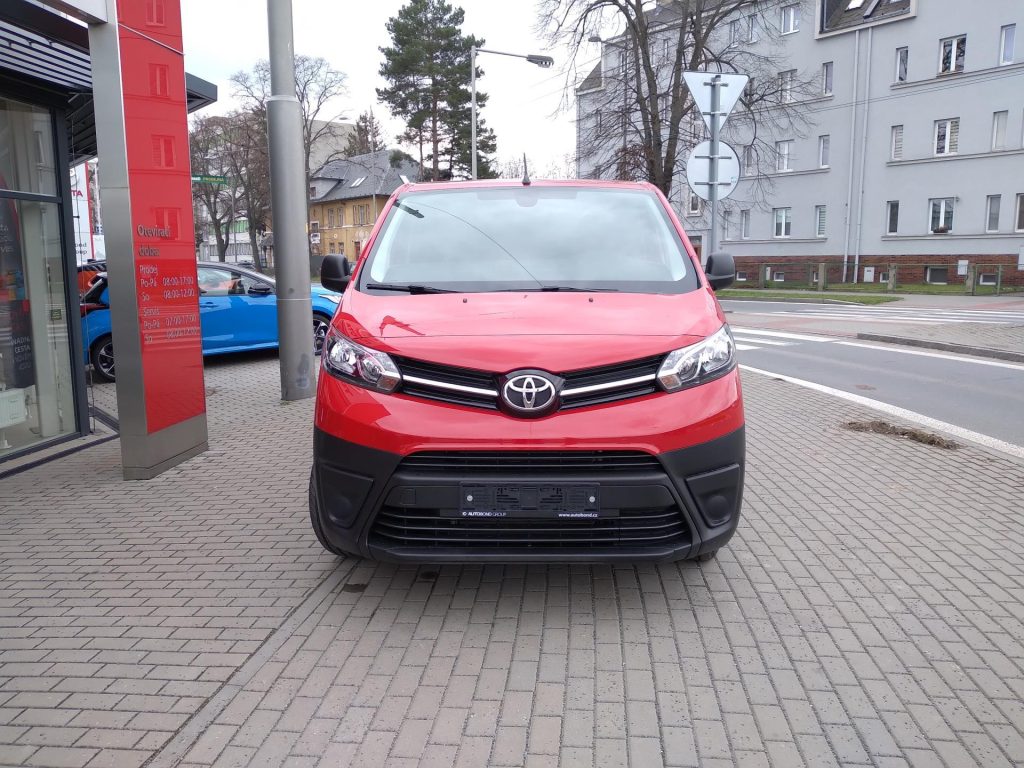 Toyota ProAce  2,0D 140 6MT  L2