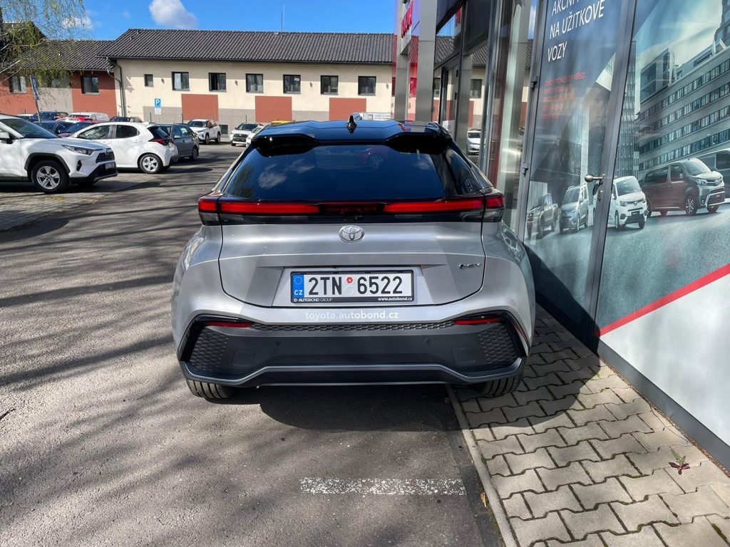 Toyota C-HR  2.0 Hybrid 5. generace Executive