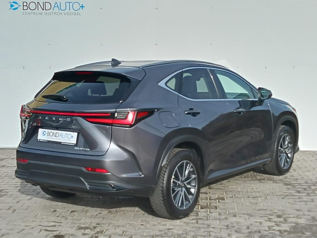 Lexus NX 450h+  2,5 HSD e-CVT EXECUTIVE PHEV E-FOUR