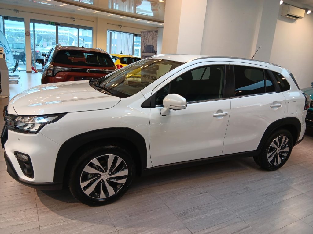 Suzuki S-Cross  ELEGANCE 1,4 HYBRID  4x4 - VÝPRODEJ SKLADU