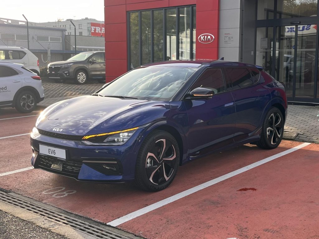 KIA EV6  77,4kWh CV 4x4 GT Line !SKLADEM!