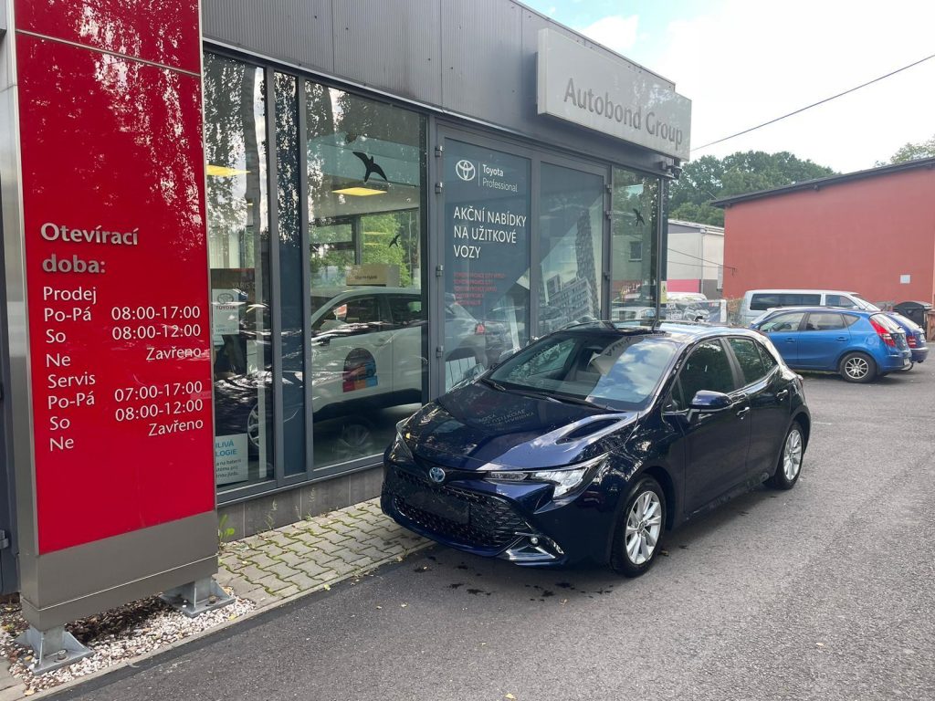 Toyota Corolla  2,0 Hybrid 5.generace Comfort + Tech