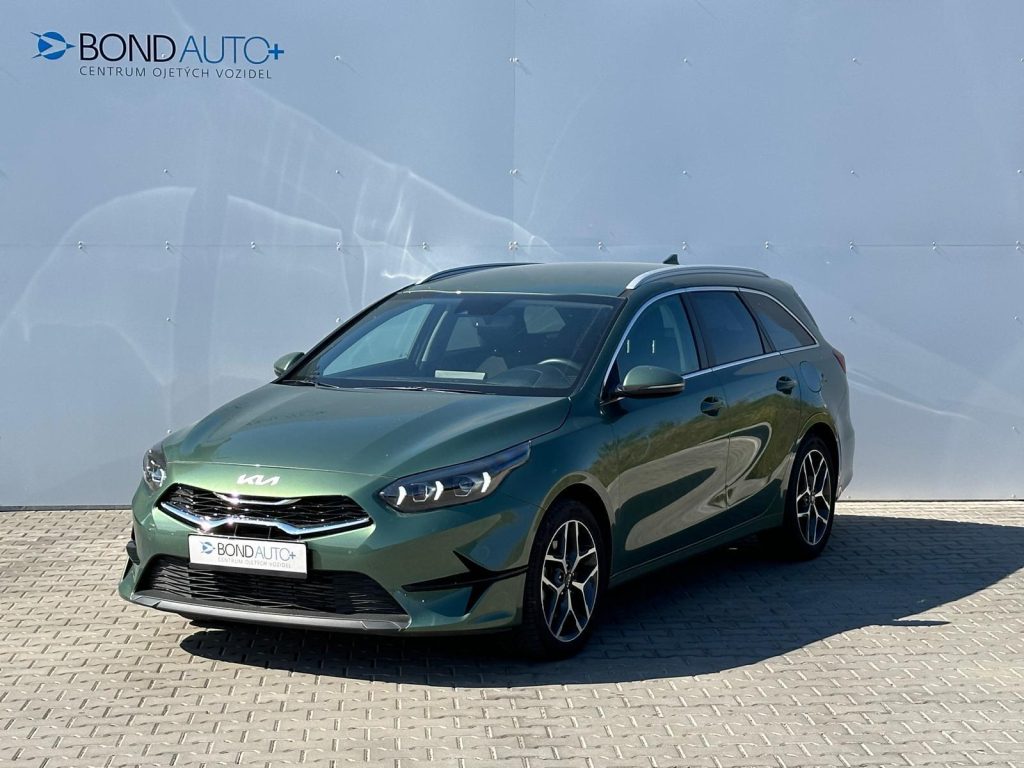 KIA Ceed  1.5 T-GDi 7DCT TOP Smartkey