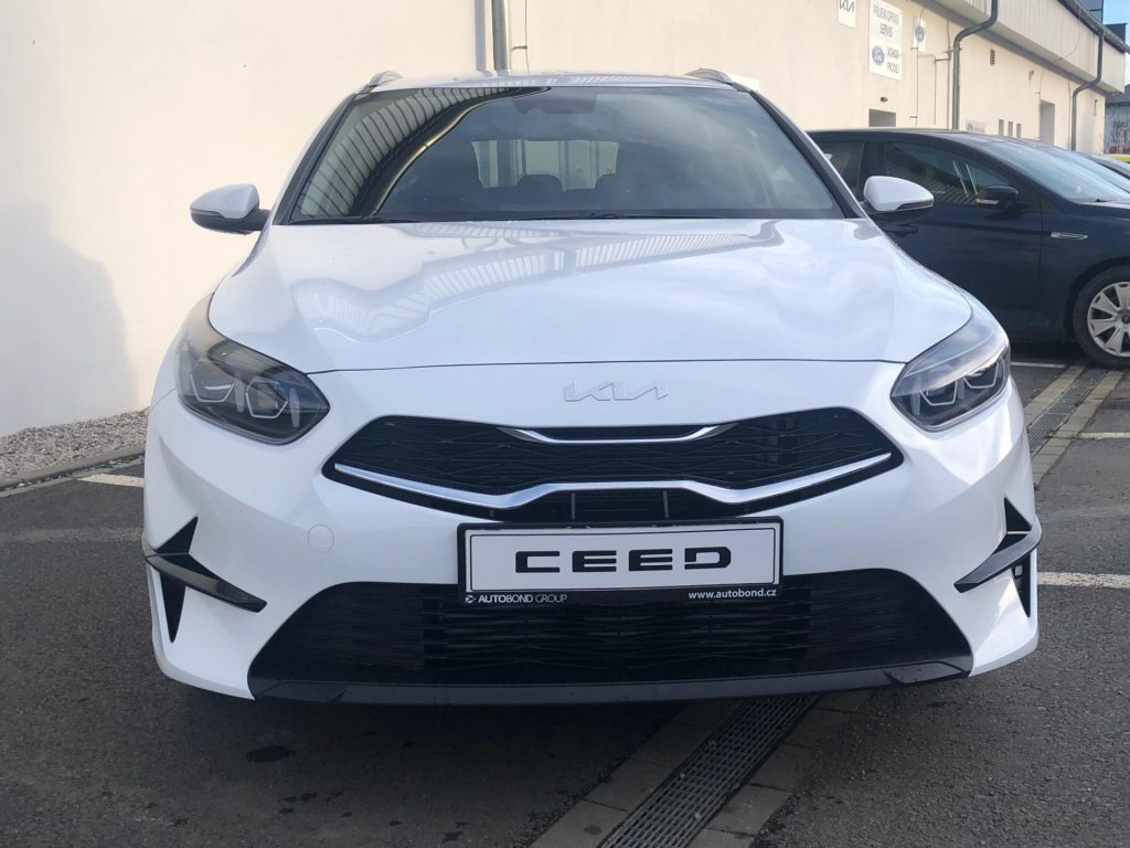 KIA Ceed  1.5 T-GDI GPF 7DCT automat TOP