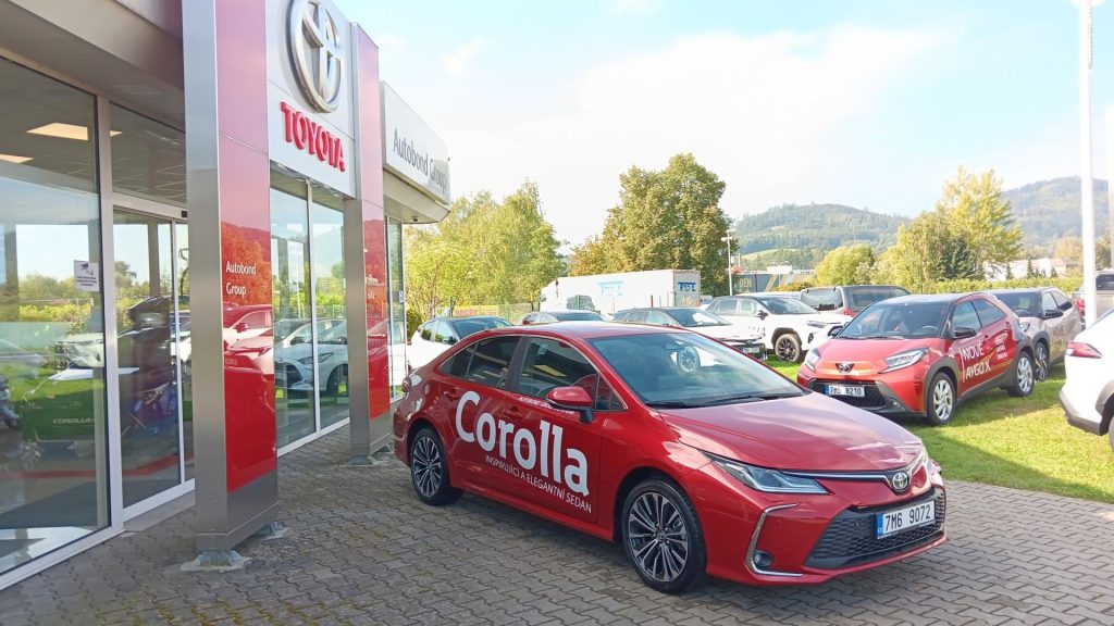 Toyota Corolla  1.8L (HEV special) 140