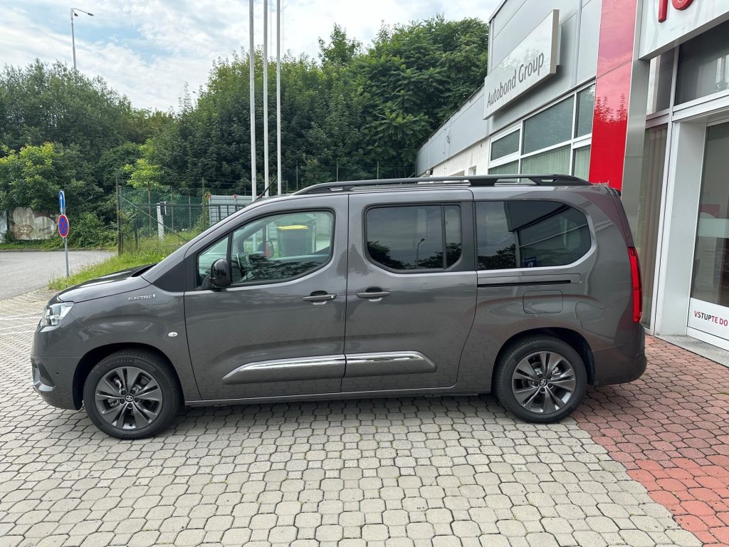 Toyota ProAce City Verso  EV Family Comfort