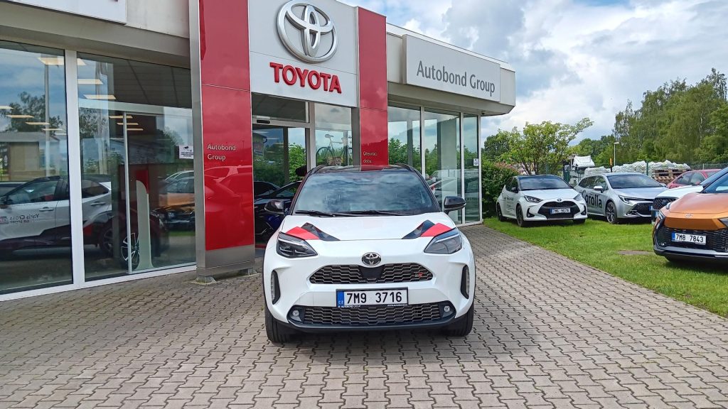 Toyota Yaris Cross  1.5 HEV 130