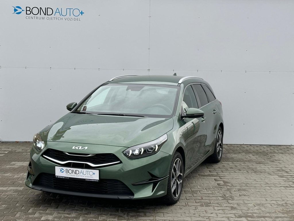 KIA Ceed  1.5 T-GDi 7DCT TOP Smartkey