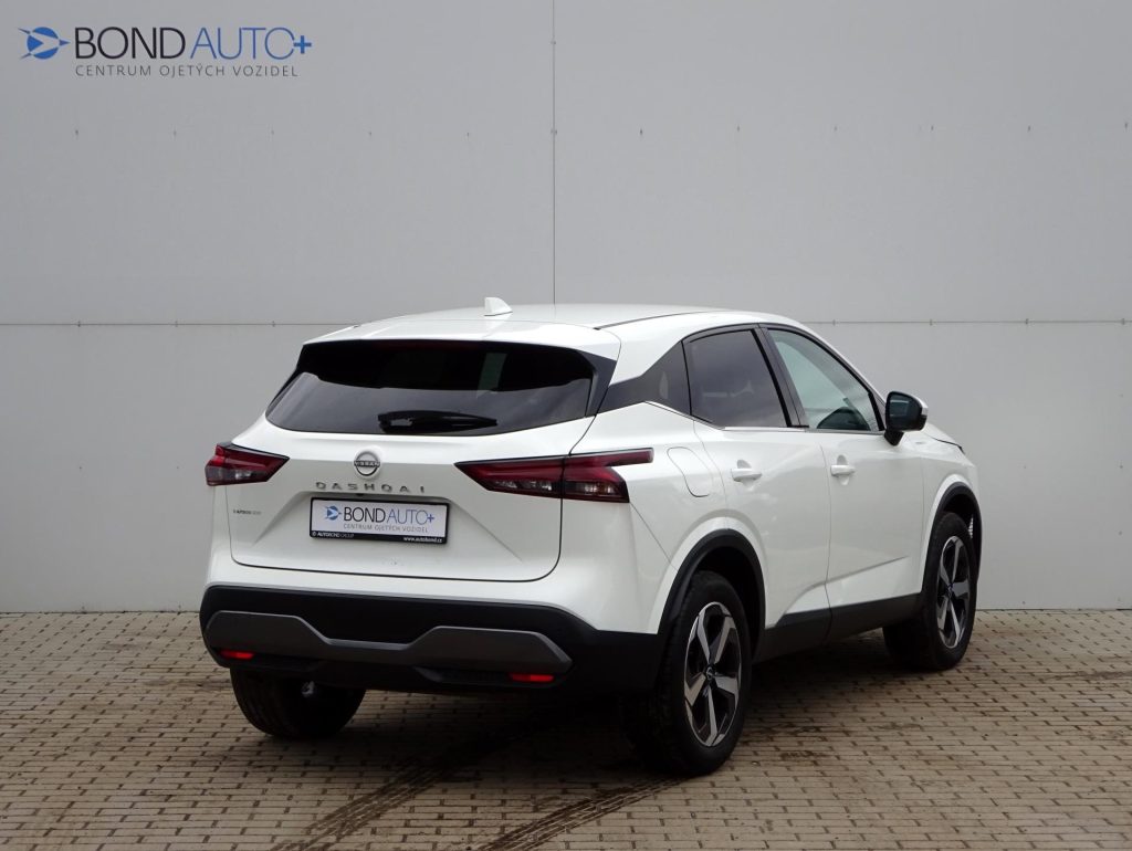 Nissan Qashqai  1.3 DIG-T MHEV 116kW N-Connecta