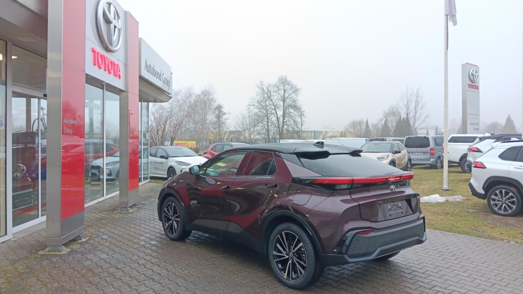 Toyota C-HR  2.0 HEV (2X4)