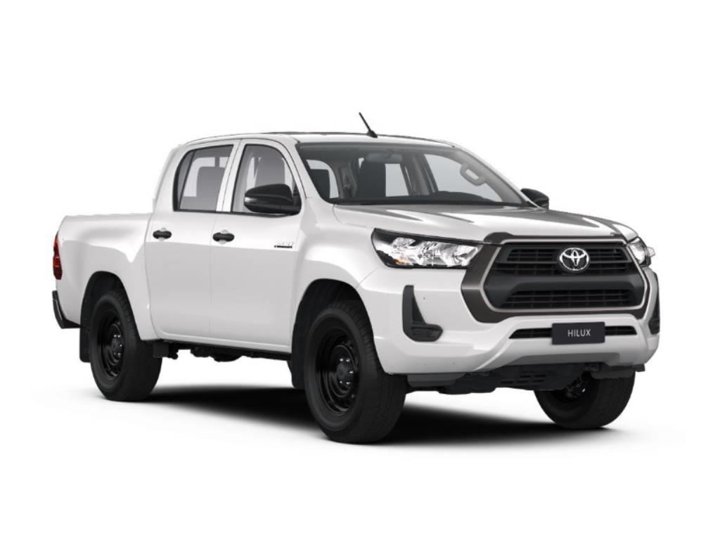 Toyota Hilux  2.4D 4×4 6MT Live Plus