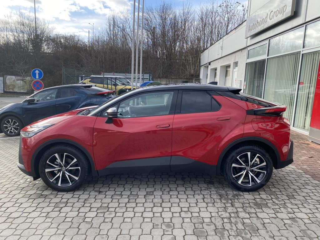 Toyota C-HR  1.8 Hybrid Style bi-tone