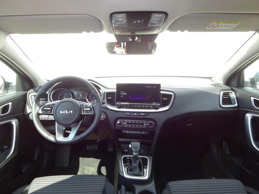 KIA Ceed  1.5 T-GDi 7DCT TOP Smartkey