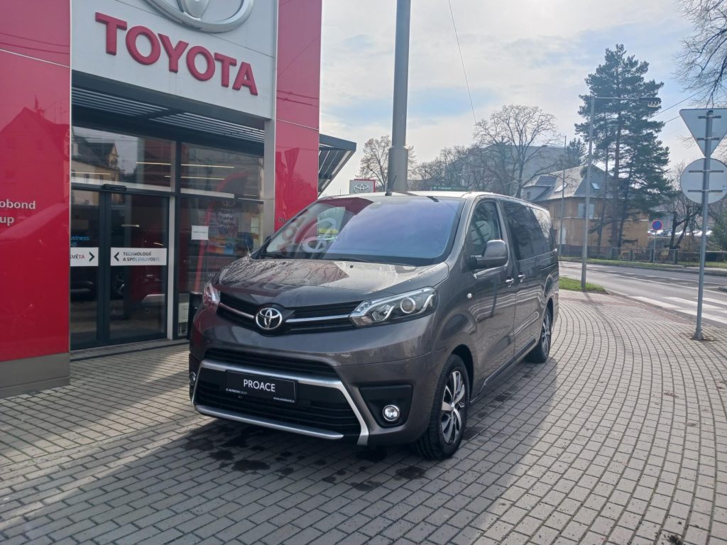 Toyota ProAce Verso  2.0 Diesel 8AT, Family 8S Comfort+Navi