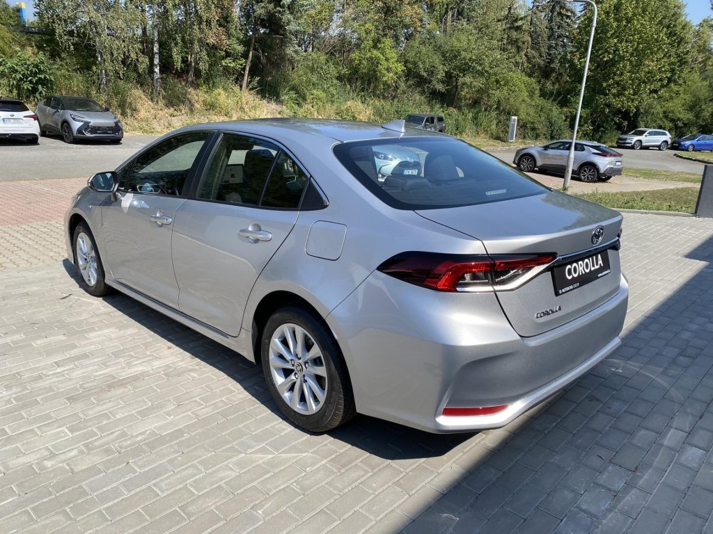 Toyota Corolla  1.5 6MT Comfort KLASIK