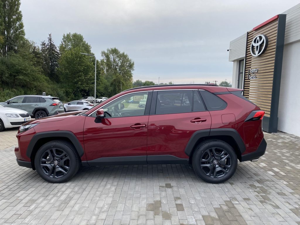 Toyota RAV4  2.5 HEV 4x4 Adventure + tažné