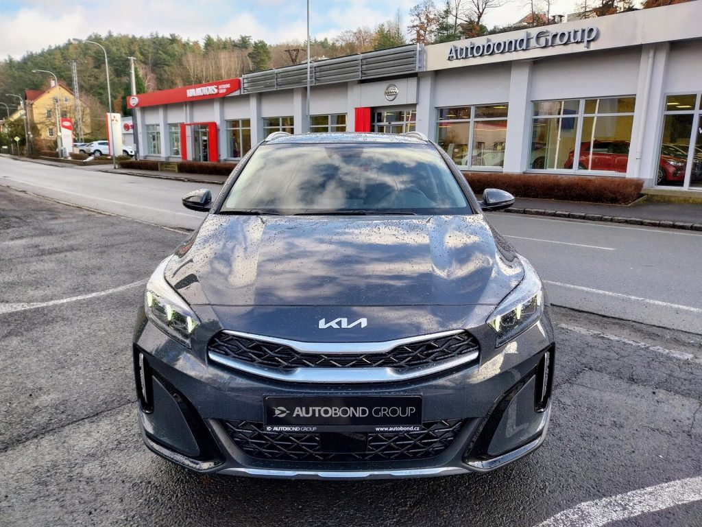 KIA XCeed  EXCLUSIVE 1.5 T-GDI 6MT+WINTER