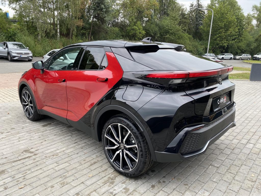 Toyota C-HR  2.0 PHEV GR SPORT Premiere Edition