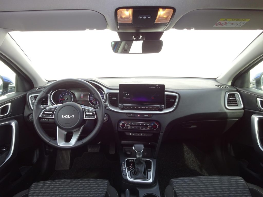 KIA Ceed  1.5 T-GDi 7DCT TOP Smartkey