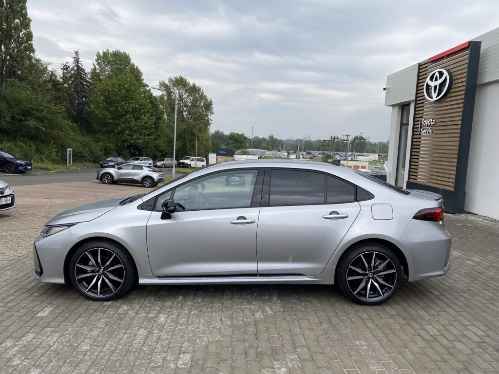 Toyota Corolla  1.8 HEV GR SPORT DYNAMIC