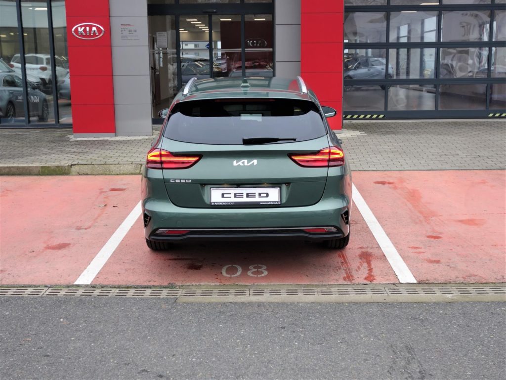 KIA Ceed  SW CD 1,5 T-GDi GPF TOP