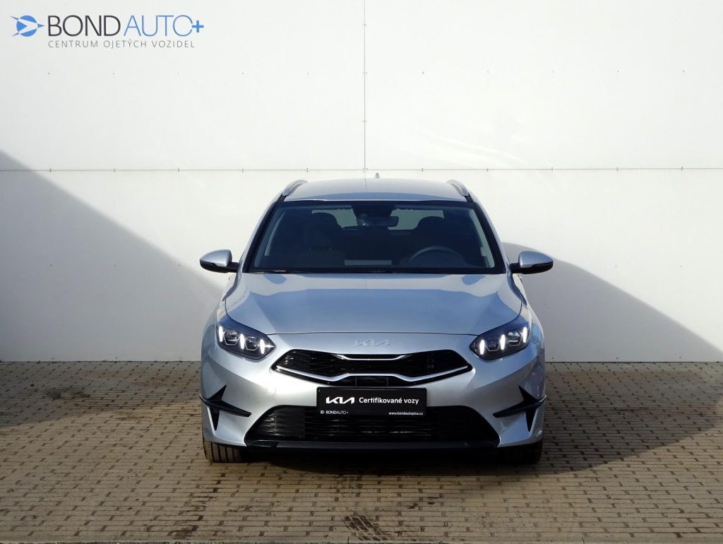 KIA Ceed  1.5 T-GDi 7DCT TOP Smartkey