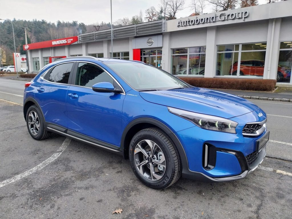 KIA XCeed  EXCLUSIVE 1.5 T-GDI 6MT+WINTER