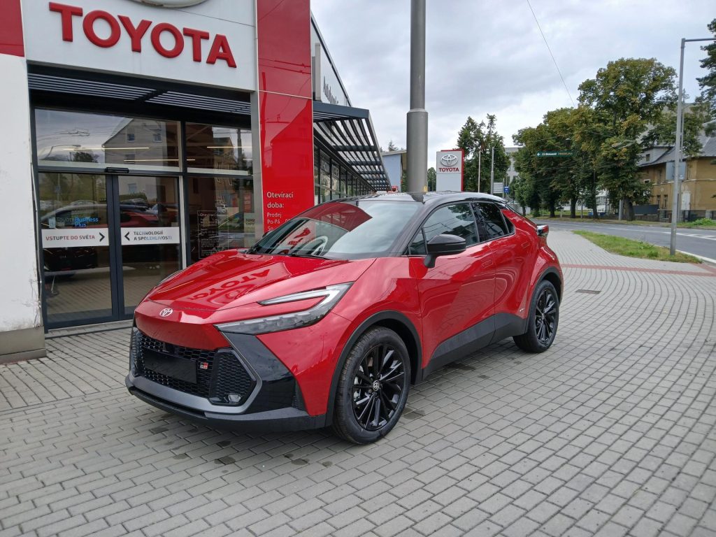 Toyota C-HR  2.0 CVT 198k 4x4