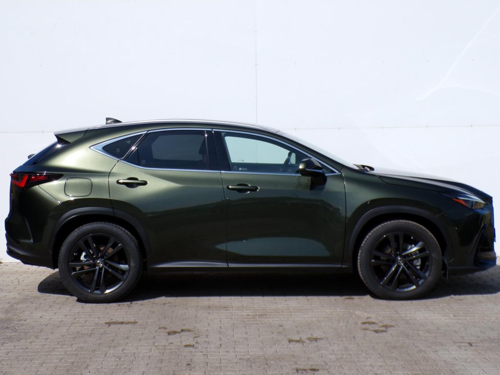 Lexus NX 450h+  2.5 PHEV e-CVT AWD Prestige TOP