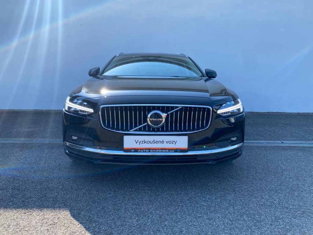 Volvo V90 2.0 TSI Momentum