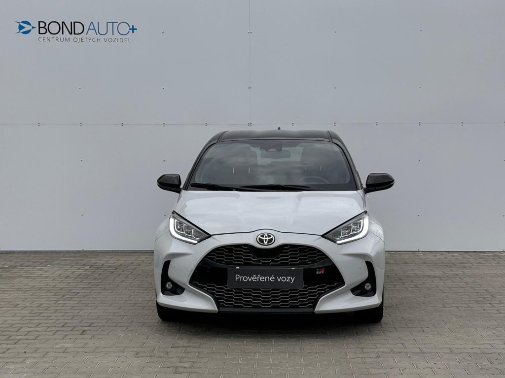 Toyota Yaris  1.5 HSD e-CVT GR-Sport VIP