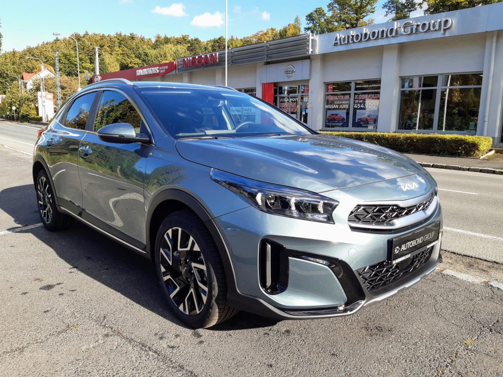 KIA XCeed  TOP 1.5 T-GDi 6MT